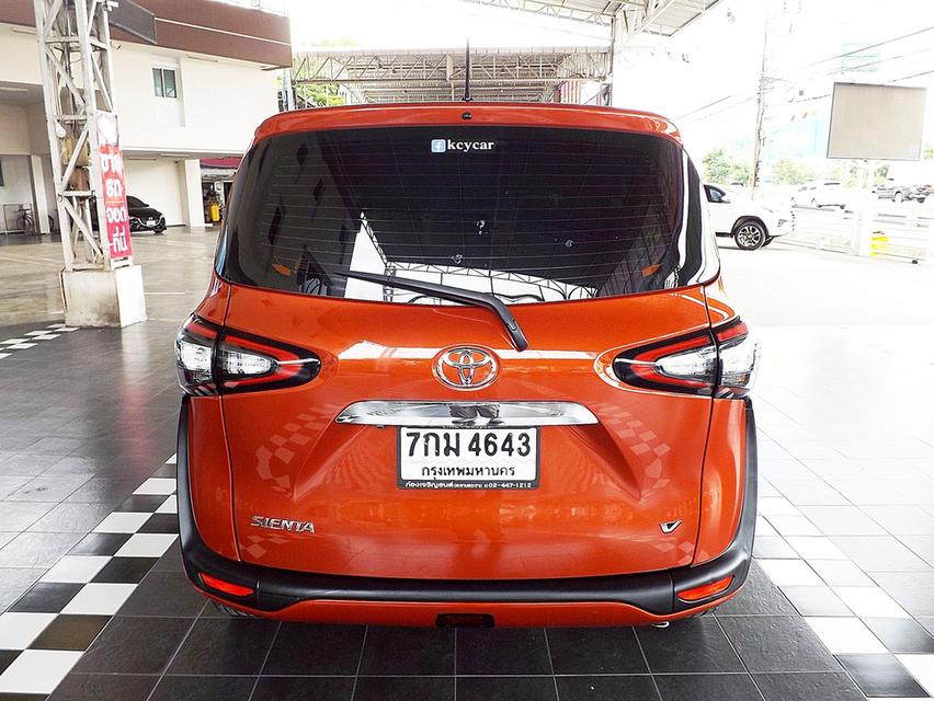 รหัสรถ KCY4643 TOYOTA SIENTA 1.5V AUTO ปี 2018 สีส้ม 6