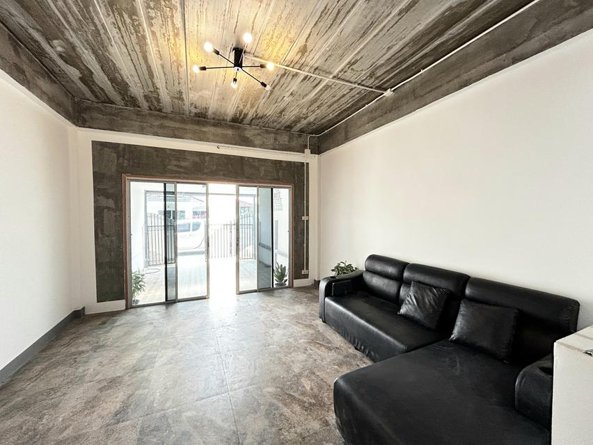 ทาวน์เฮาส์ในตัวเมืองขอนแก่นราคาถูก 12