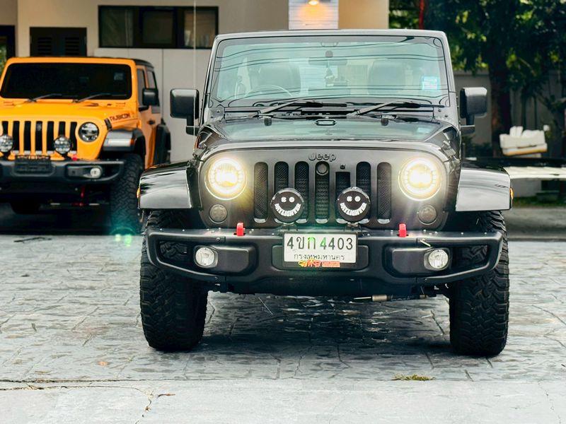 Jeep Wrangler Sahara 2.8 diesel 4wd Overland unlimited เน้นๆไมล์ 60,xxx กม. สีดำ ปี 2012