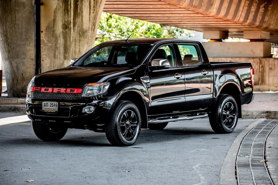 Ford Ranger Hi-lander 4 ประตู 2.2 XLT เกียร์ Auto ปี 2012 สีดำ 10