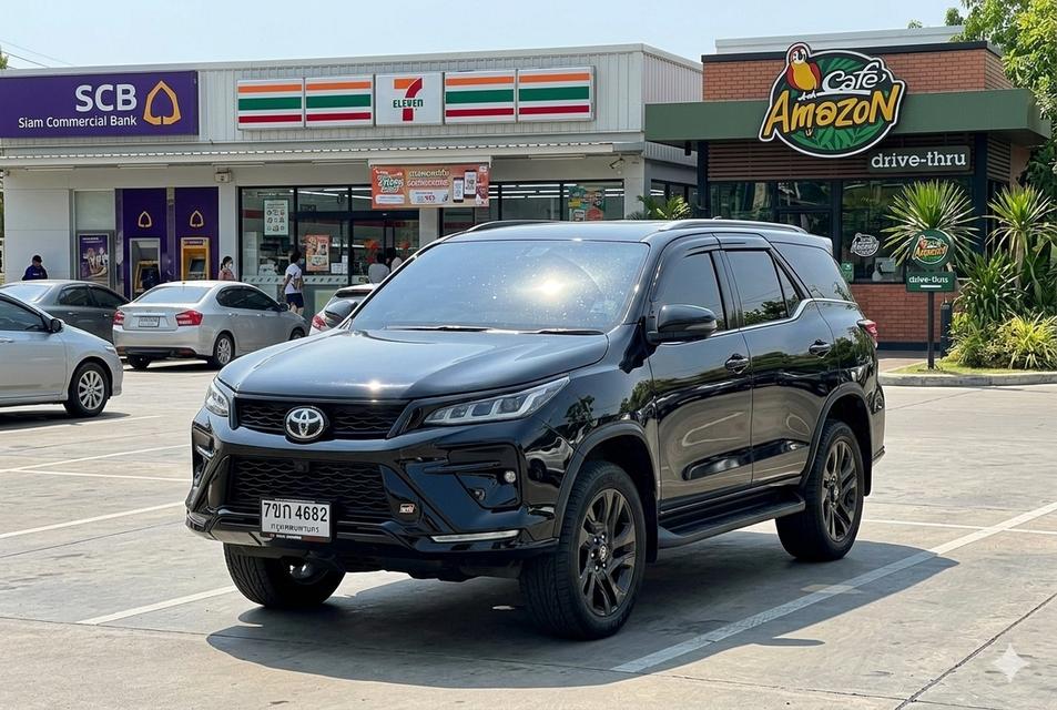🔥เครดิตดี ฟรีดาวน์ Mercedes-Benz GLA 250 AMG Dynamic AT ปี 2016 • เบนซิน 2.0 เกียร์ออโต้ • สีดำ เลขทะเบียน 2066 💎ออฟชั่นเด่น • Sunroof | พวงมาลัย