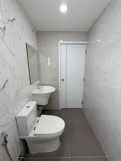 P822 ขายทาวน์โฮม 4 ชั้น ลาดพร้าว 110 ถนนลาดพร้าว ใกล้โรงพยาบาลลาดพร้าว ใกล้โรงพยาบาลเวชธานี เดอะมอลล์บางกะปิ Lotus บางกะปิ 13
