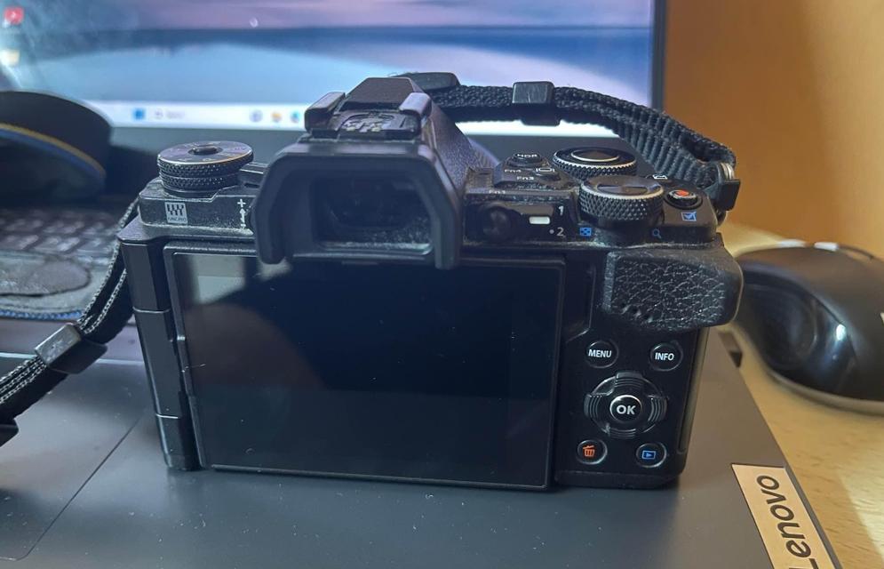 Olympus Em5  2