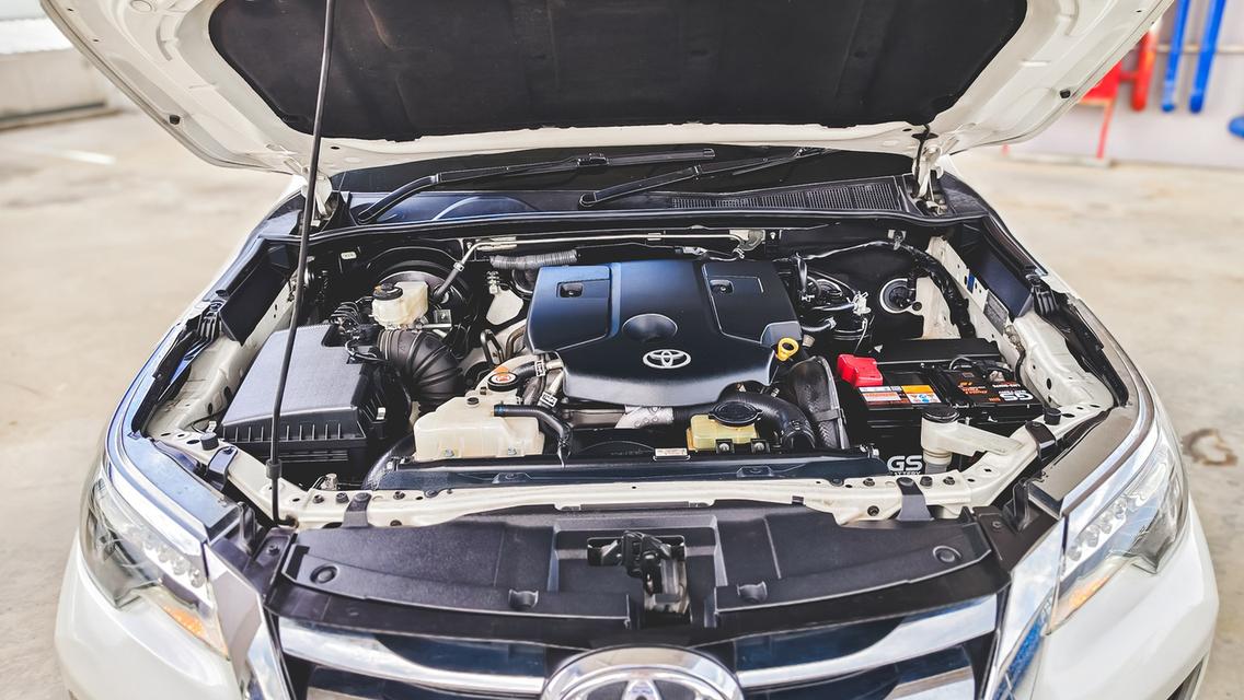 TOYOTA FORTUNER 2.4V 4WD A/T ปี 2018 รูปที่ 13