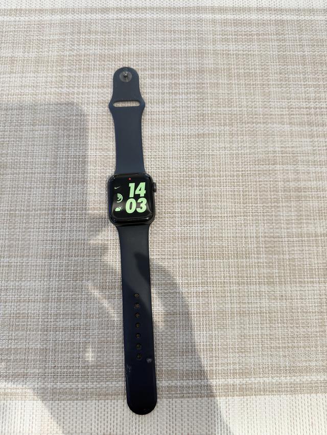 Apple Watch Series  se รูปที่ 2