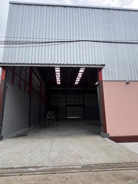 ให้เช่าโกดังสร้างใหม่ย่านพระราม 2 พื้นที่ใช้สอยกว่า 400 ตร.ม. โกดังมือหนึ่ง พร้อมประตูไฟฟ้า รองรับงานอุตสาหกรรมทุกประเภท 5