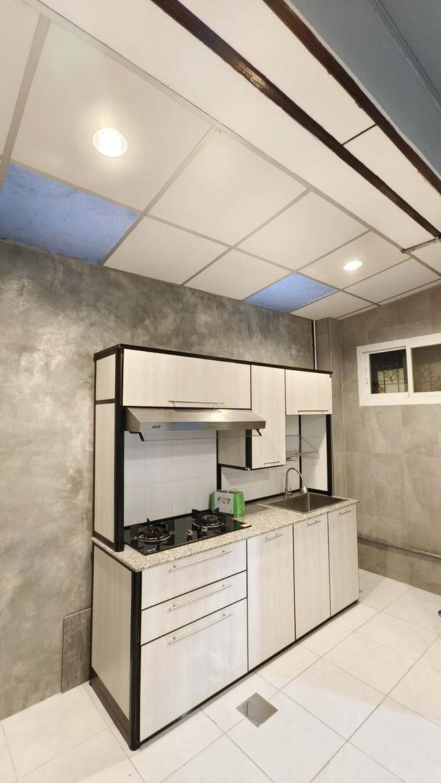 ให้เช่าทาวน์เฮ้าส์2ชั้น หมู่บ้านฟ้ารังสิต ธัญญะคลอง4 รังสิต ติดถนนรังสิต-นครนายก ปทุมธานี ใกล้ทางด่วน,โลตัส,ดรีมเวิล์ด พท.16 ตรวา.2นอน,2น้ำ 1ครัว แอร 10