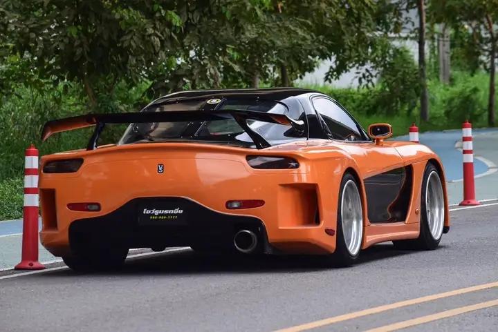 รถบ้านสวยๆ Mazda RX 7 4