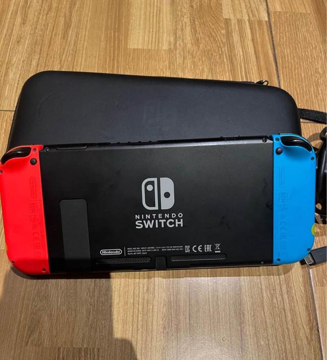 ปล่อย Nintendo switch สภาพดี 2