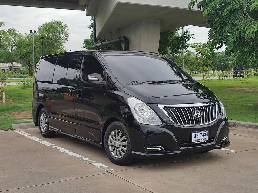 Hyundai H-1 2.5 Elite 2017 1