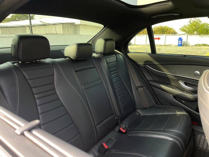 Mercedes Benz E350e AMG W213 2018 จด 2020 12
