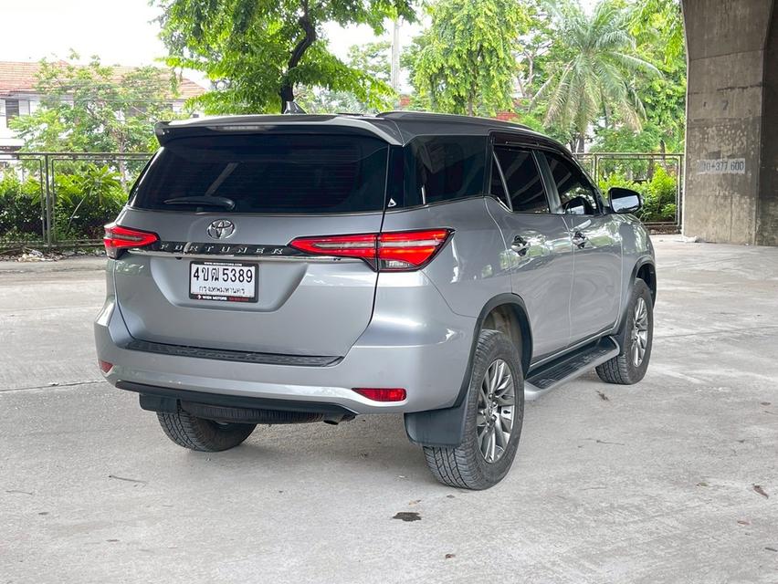 ขาย Toyota Fortuner 2.4V ปี23 6