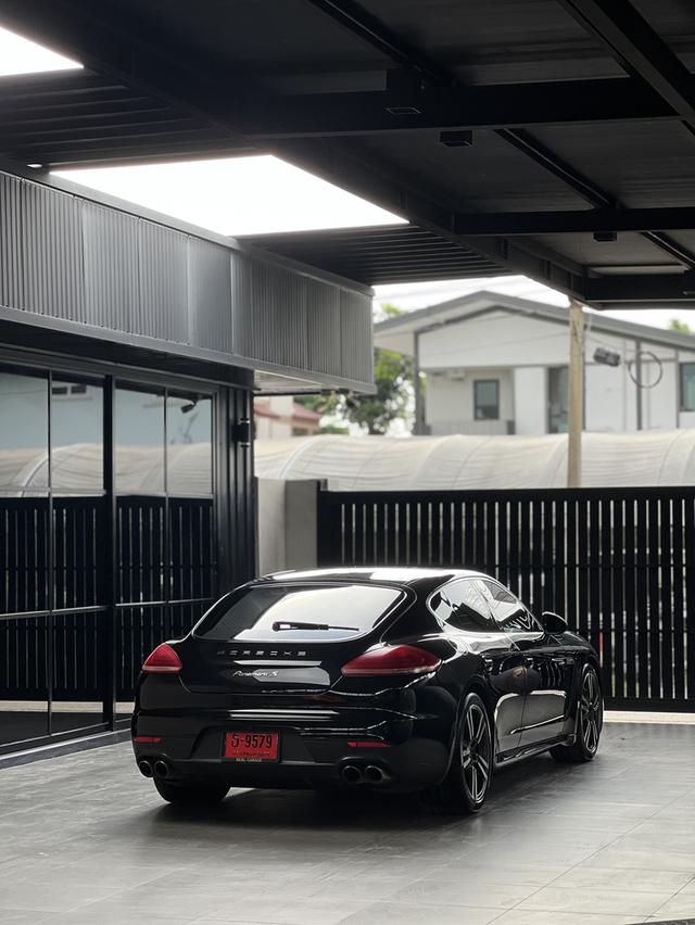 Porsche Panamera 3.0 Hybird 10