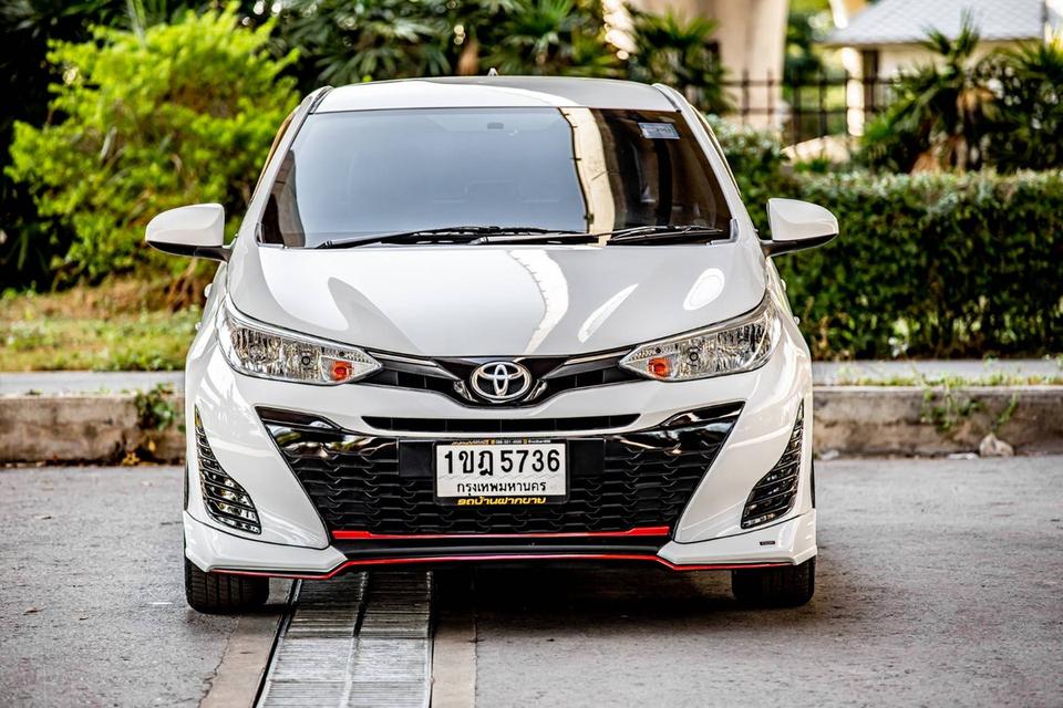 Toyota Yaris 1.2 Entry ปี 2020 สีขาว มือเดียวป้ายแดง สภาพใหม่มากๆ  2