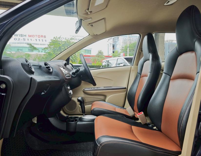 Honda Brio Amaze 1.2 V Auto ปี 2013 6