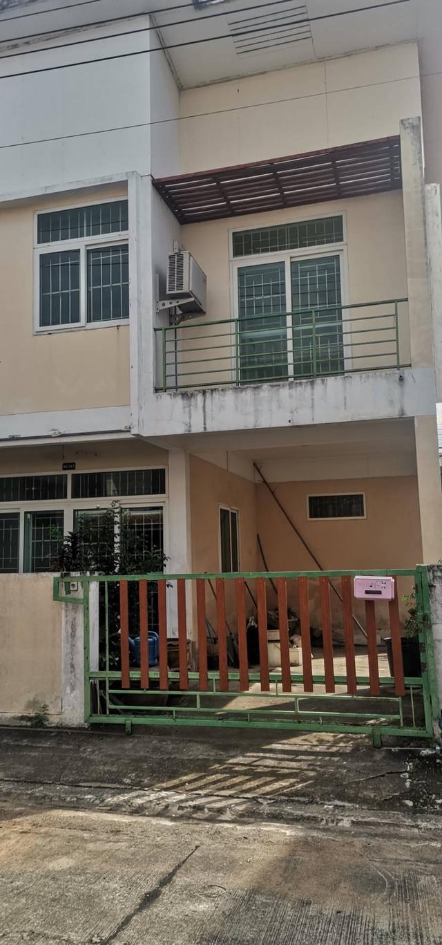 ขายบ้านทาวน์เฮ้าส์ 2ชั้น หลังมุม หมู่บ้านไทยสมบูรณ์3 คลองหลวงปทุมธานี 7