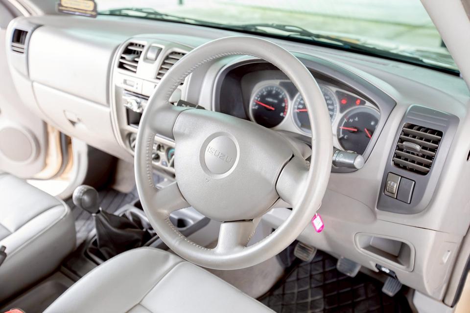 Isuzu D-Max 2.5 SLX Space Cab เกียร์ธรรมดา สีน้ำตาล ปี 2005 14
