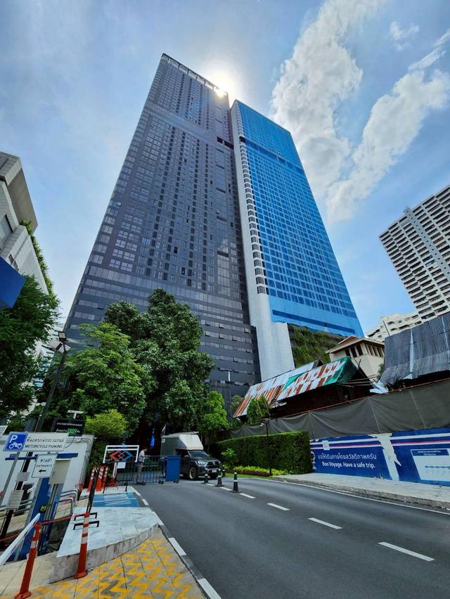 ให้เช่า คอนโด แอชตัน อโศก ติดMrt อโศก 34ตรม. ชั้น28 1ห้องนอน 1น้ำ วิวสุดๆ เฟอร์ครบครบ 30k 20