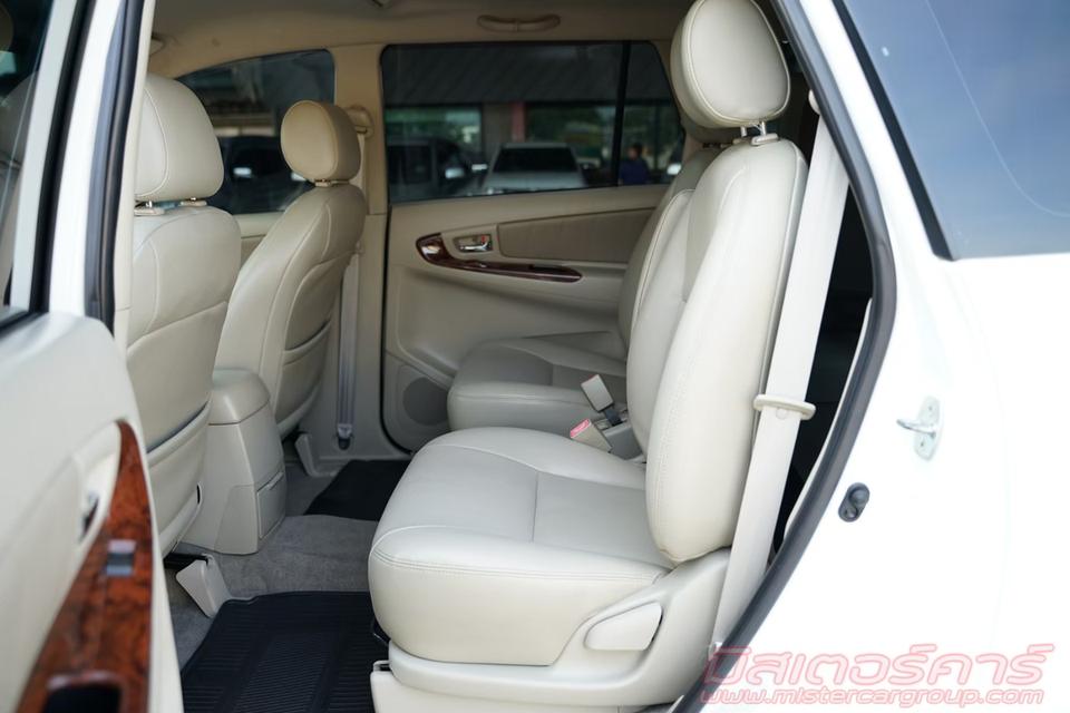 2011 TOYOTA INNOVA 2.0V 8