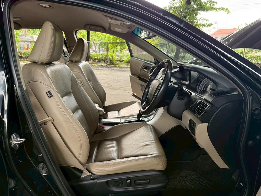 Honda Accord 2.0 EL AT ปี 2014 มือเดียว สภาพดี 14