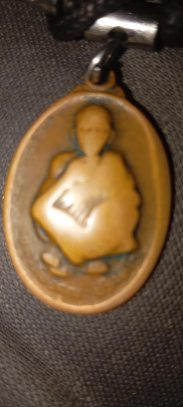 เหรียญหลวงพ่อคูณ รุ่นวันเกิดหลวงปู่