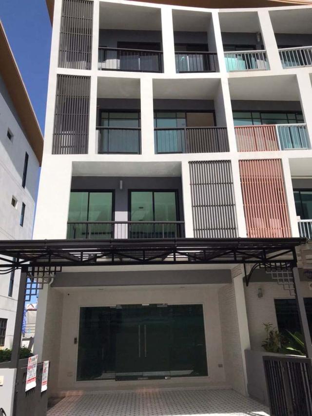ขายทาวน์โฮม 4 ชั้น, เนื้อที่ 24.2 ตรว. โครงการ Untimate The Primary เกตร-นวมินทร์ ถนนนวลจันทร์ 28 2