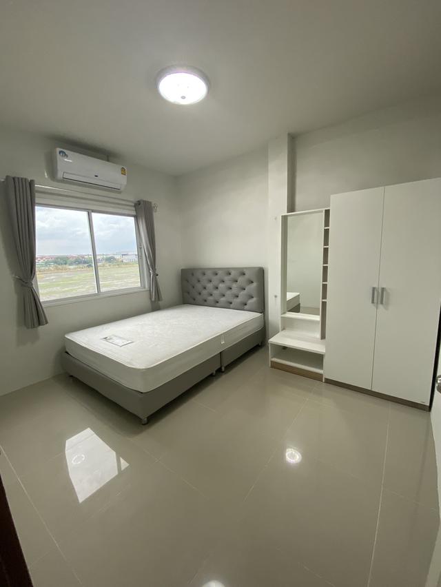 ขายทาวน์โฮมสไตล์บ้านแฝดหลังมุมวิวทุ่งนา 13