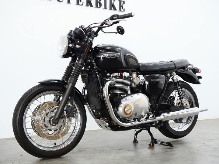 Triumph Bonneville T120 2018 4