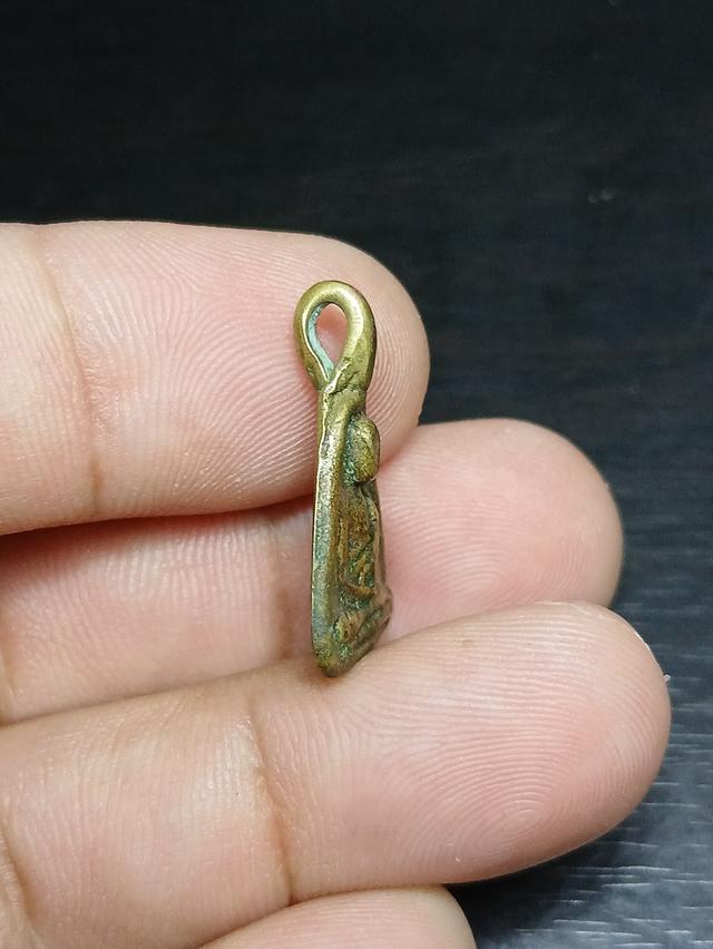 หลวงพ่อเงิน วัดบางคลาน 4