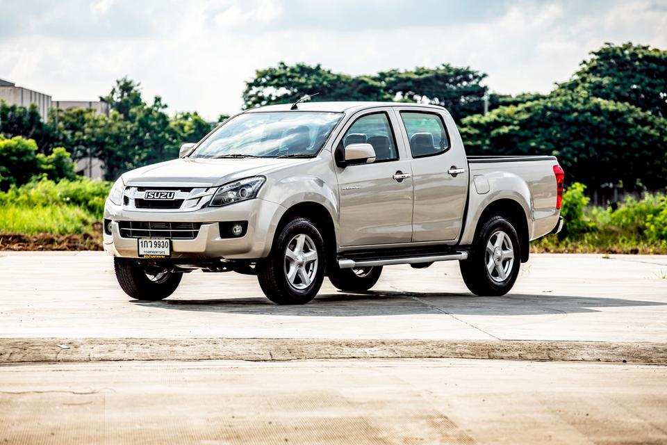 Isuzu D-Max Hi-Lander Cab4 2.5 VGS Z ท๊อป ปี 2013 เกียร์ธรรมดา 4 ประตู มือเดียวป้ายแดง 11