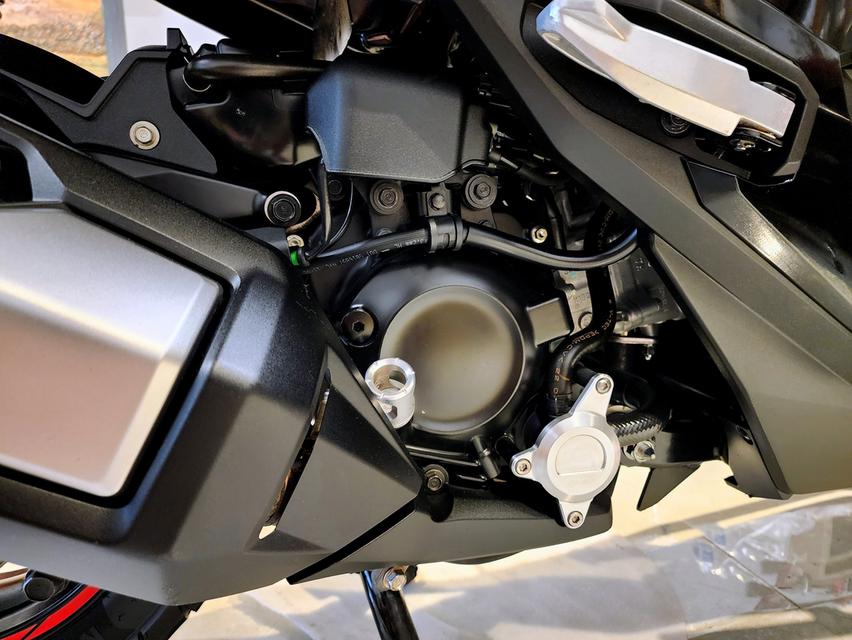 Honda ADV350 H2C Touring Master Edition (2022) มี 100 คันในประเทศ รูปที่ 20