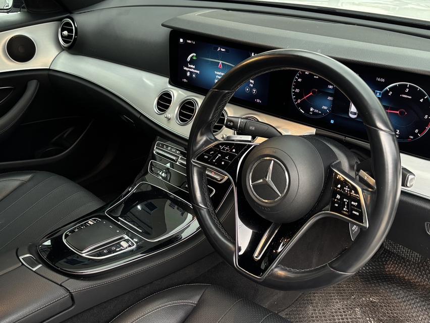 รหัสรถ KPV565 2022 MERCEDES BENZ E220d AMG SPORT 9