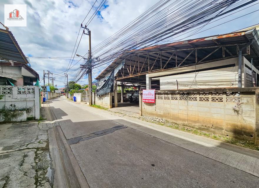 ขาย ที่ดิน ถมเทปูนสูงกว่าถนน ใกล้ถนนเพชรเกษมเพียง 190 เมตร  ซอยเพชรเกษม65 บางแค 1 งาน 11 ตรว 3