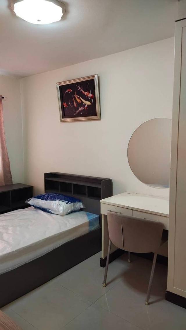 SV city for rent  Tower 8  floor 3th  75 sqms. 2 bedroom 1​ bathroom​ 1​ kitchen  Big​ balcony  river​ view Fully furnished.  Rent 15,500 baht 6