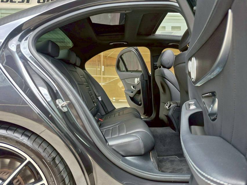 Benz C220d Amg ปี22 13