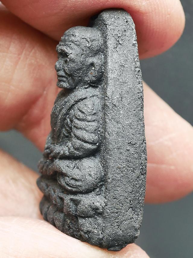 หลวงปู่ทวดเนื้อว่าน วัดช้างให้ พิมพ์ใหญ่ ปี 2524...เก่าๆ รูปที่ 9