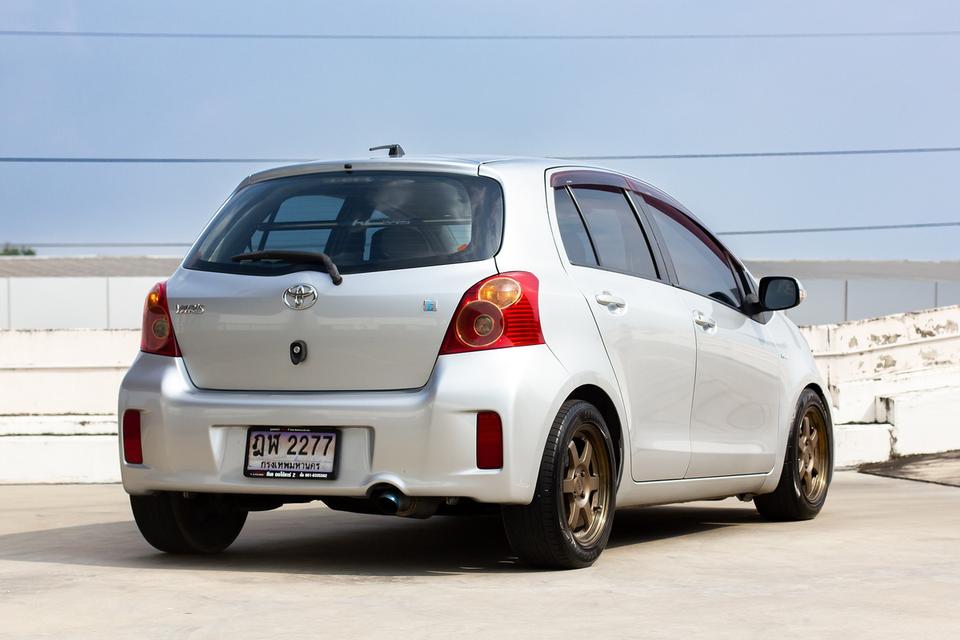 TOYOTA Yaris 1.5E Hatchback A/T ปี 2013  15