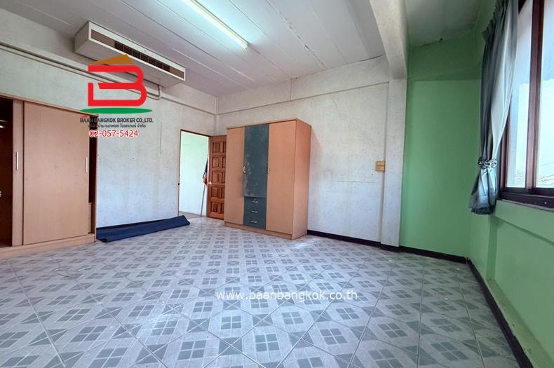 อาคารพาณิชย์ ถนนเฉลิมพงษ์ (ใกล้ตลาดวงศกร) เนื้อที่ 50 ตรว. แขวงสายไหม เขตสายไหม 8