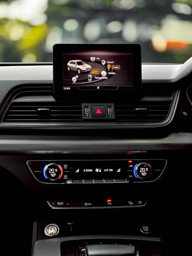 รหัสรถ PR2431 AUDI Q5 40 TDI Quattro (เครื่องดีเซล)ปี 2020 15