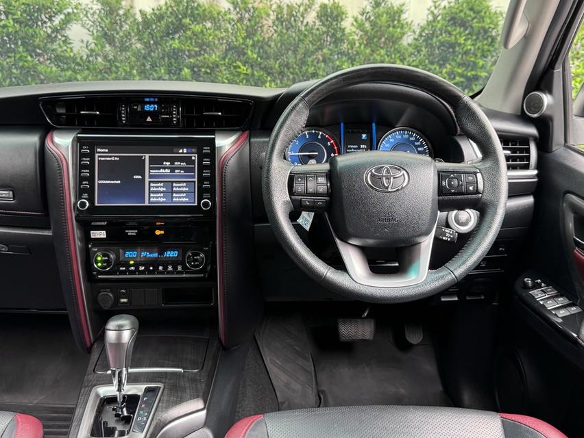TOYOTA FORTUNER Commander 2.4 V 2WD AT (Year 2022) รูปที่ 14