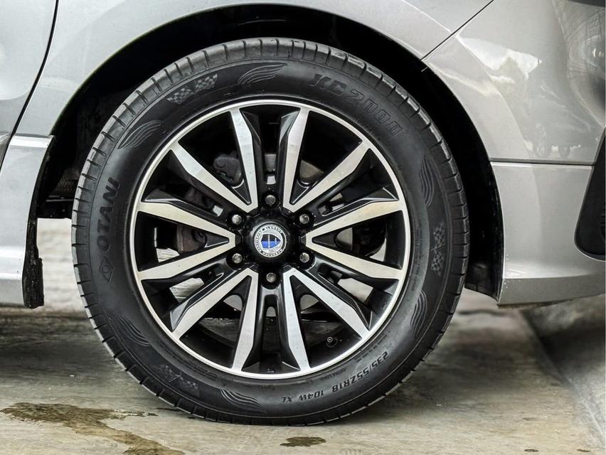 ปี 2018 HYUNDAI H1, DELUXE โฉม ปี18-ปัจจุบันสีเทา เกียร์ออโต้ เครื่องดีเซล มือเดียวป้ายแดง 17