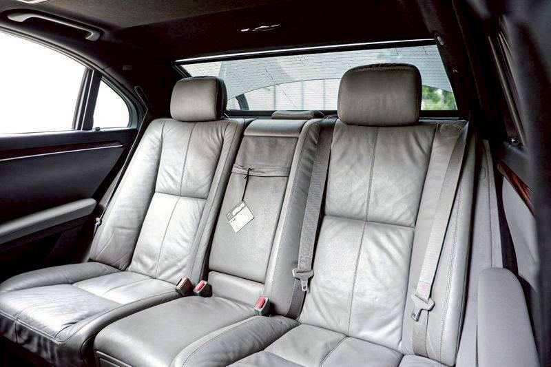 Mercedes Benz S320 CDI W221 2009 รถหรูสมรรถนะเยี่ยม สภาพสวยๆ คุ้มเกินราคามากๆ 12