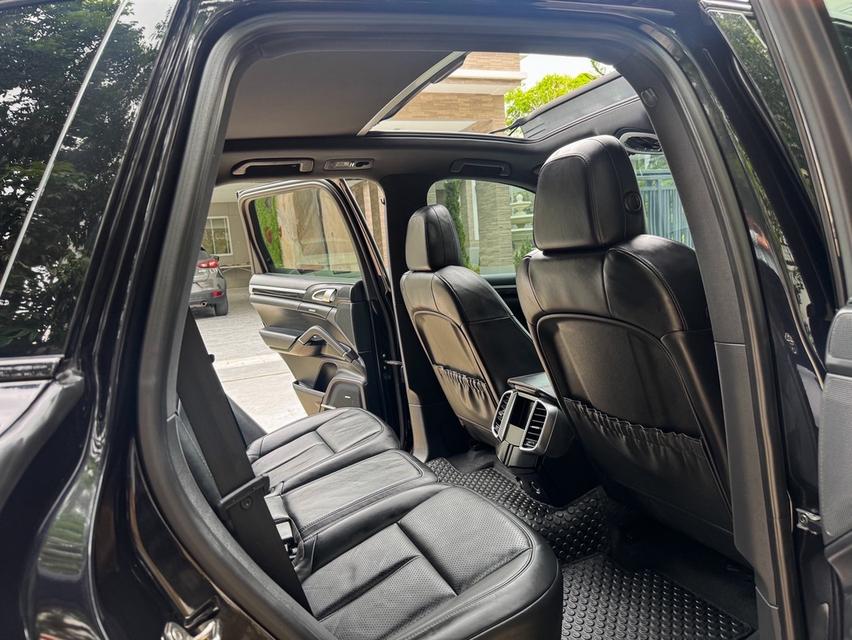 รหัสรถ AVA5511 🏆 Porsche Cayenne S 3.0 ปี 2014 ใช้งานน้อย 8 หมื่นโลแท้ 15