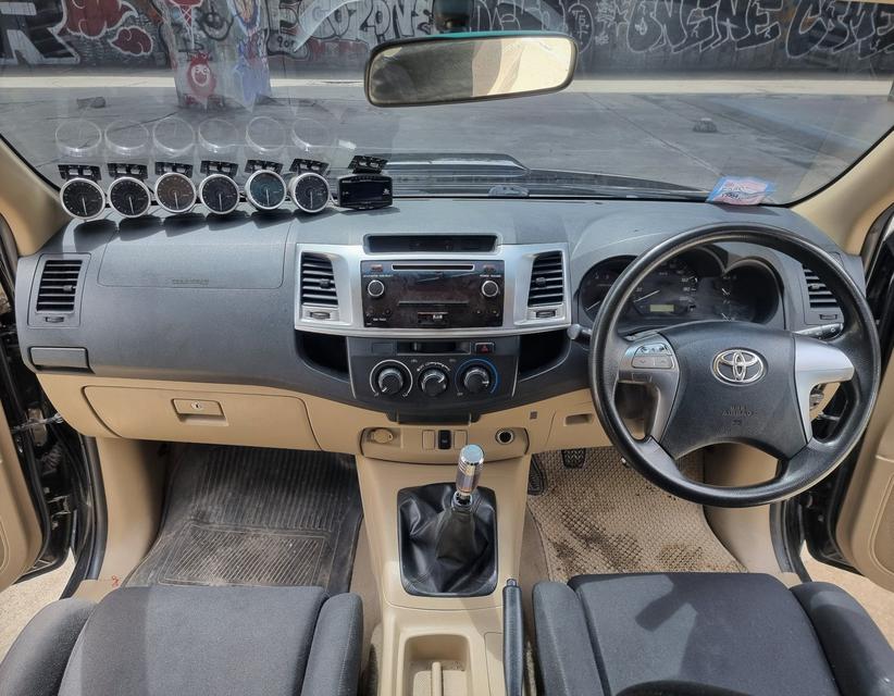 Toyota Hilux Vigo Champ 2.5 E Double-Cab MT ปี 2014  5