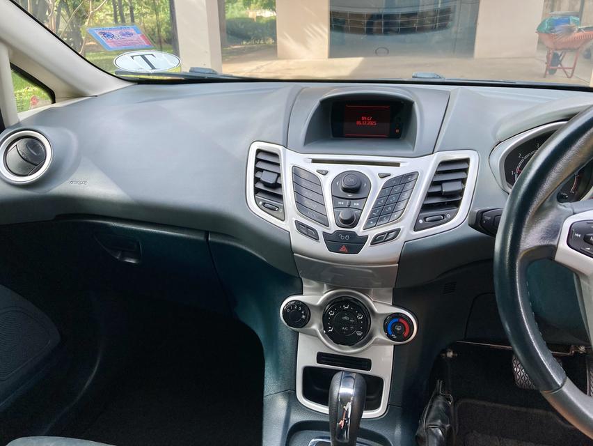 FORD Fiesta 1.6 Sport 2011 15