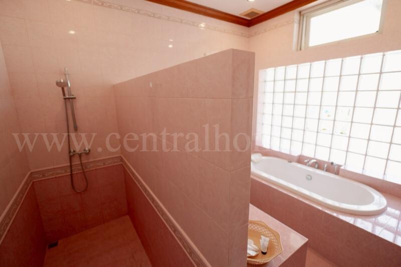 บ้านพักตากอากาศ 2 หลัง พร้อมที่ดิน 2 ไร่ บางละมุง - ชลบุรี 17