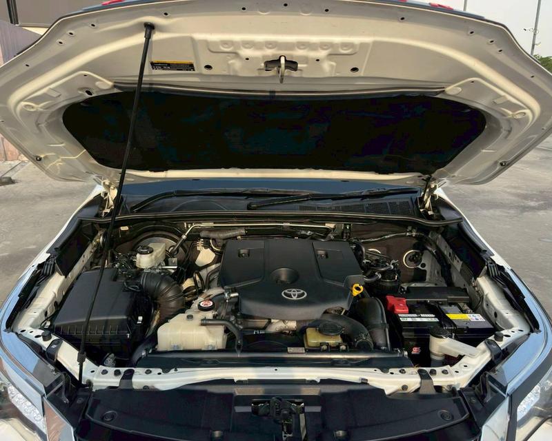 Toyota Fortuner 2.4G เกียร์ Auto 2WD สีขาวมุก ปี 2019 จด 2020 รูปที่ 17