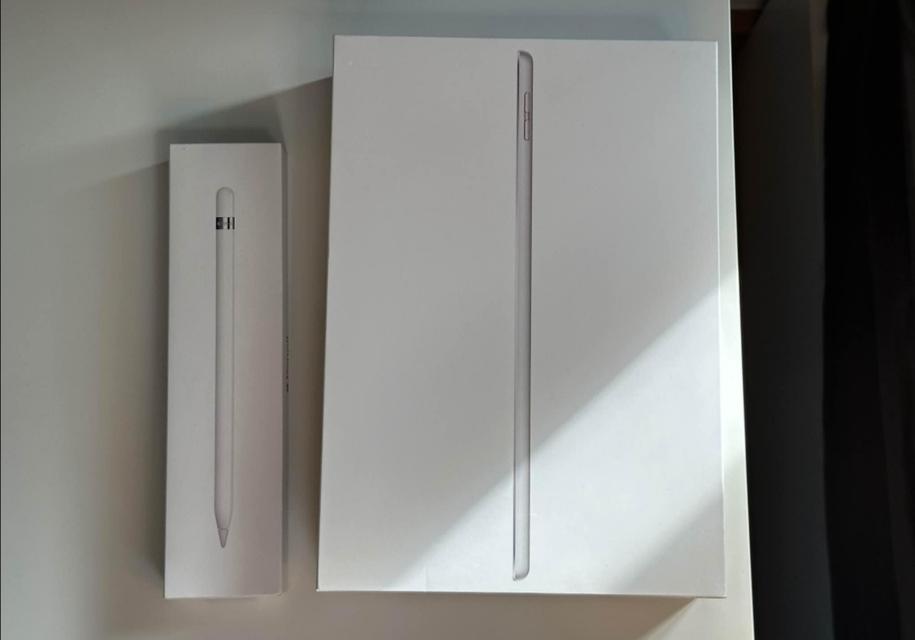 iPad Gen 9 64GB Wifi + Apple Pencil Gen 1  3