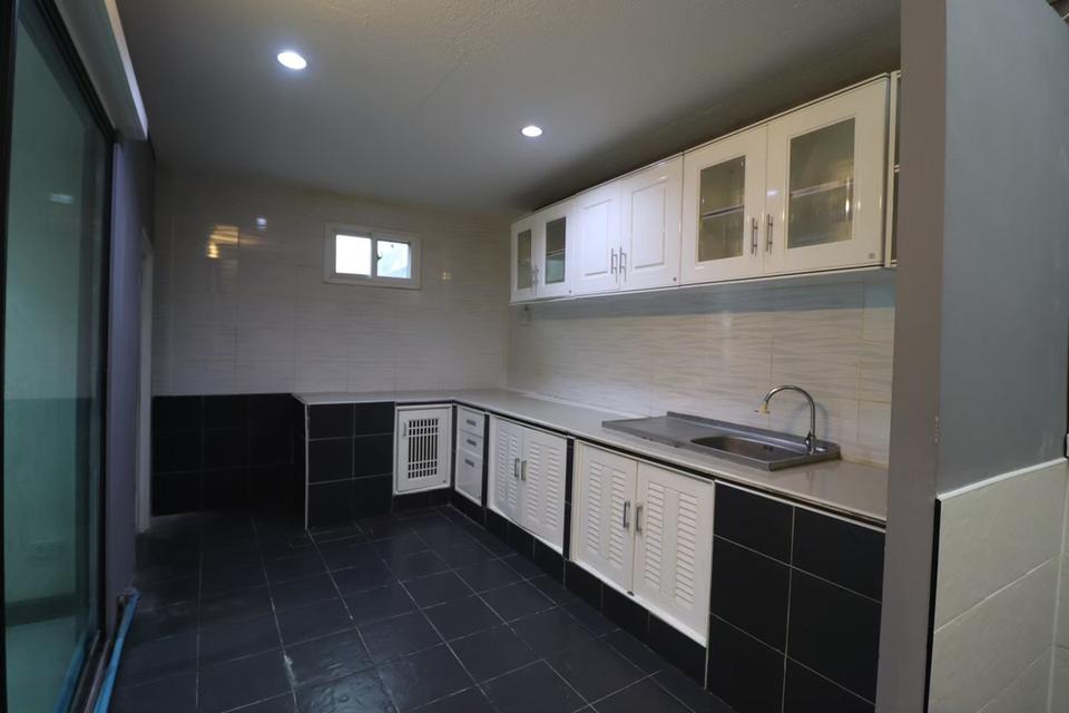 โครงการเนเชอร่า เทรนด์ รัตนาธิเศร์–ราชพฤกษ์ 📍 โครงการ เนเชอร่า เทรนด์ รัตนาธิเศร์–ราชพฤกษ์ จ.นนทบุรี 🏠 ทาวน์โฮม 2 ชั้น หลังมุม 📐 ที่ดิน 30 ตารางวา 4