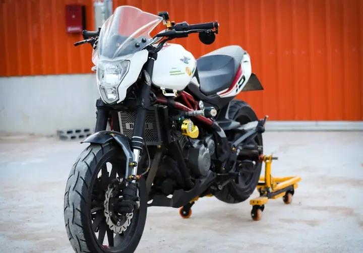 เจ้าของขายเอง Benelli TNT 300 3